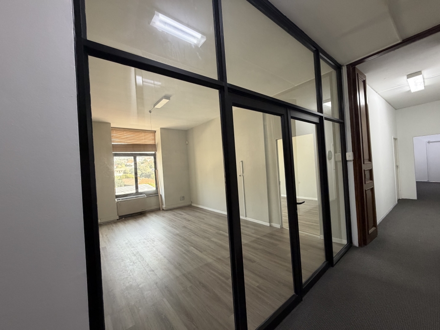 To Let Commercial Property for Rent in Gardens Western Cape